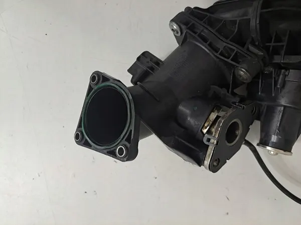 Coletor de admissão BMW 5 F10 F11 image 2