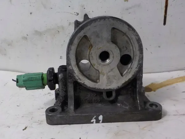 Mazda Ölfilterbasis OEM L311 S5209 - Gebraucht image 2