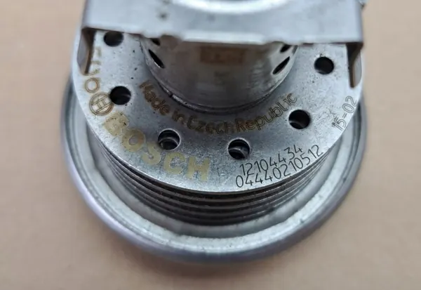 Nissan OE 16072 4HK0A gebruikte auto-onderdeel image 4
