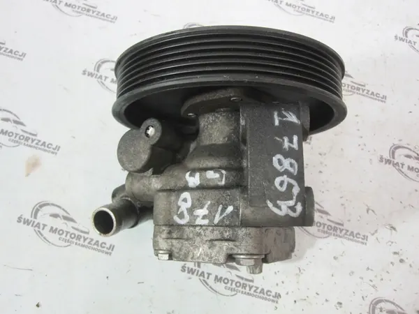 MERCEDES C W11 2.2 CDI Servostyrningspump A6112300115 image 4