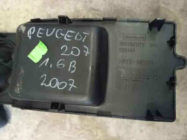 Peugeot 207 2008 Askfatspanel OEM 9651921177 image 10
