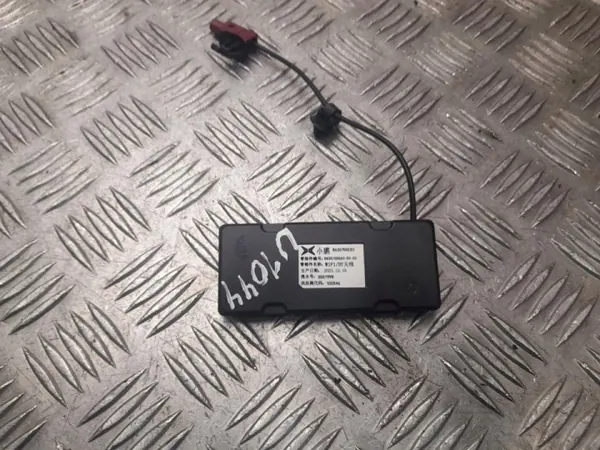 Antennivahvistin XPeng P7 OEM 8630700ED2 image 2