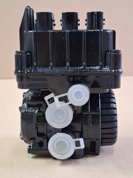 Mercedes EBS-modulaattori OEM A0004297524 Käytetty image 4
