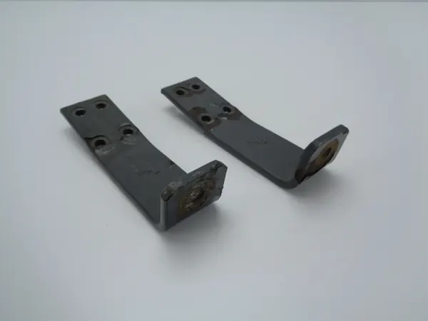 OEM 383988 4306243 Etujousimen Kiinnike Volvo FL 7 image 3