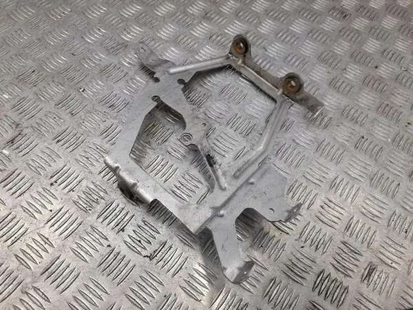 Audi A8 S8 D4 4H 4H0121239B Support Radiateur Avant Gauche image 4