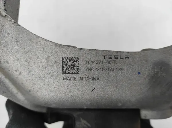 Tesla OEM 1044371-00-D Voor Linker Schokdemperbevestiging image 3