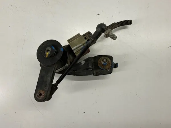 Capteur suspension arrière gauche OEM 23405178 image 2