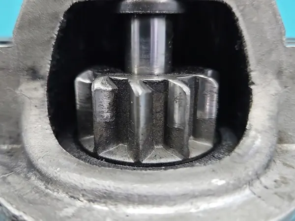 Motor de arranque Ford S-MAX I MK1 2.0 TDCI image 3