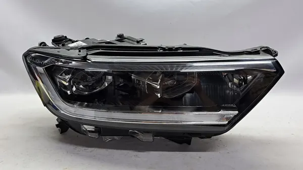 Oikea Etuvalaisin IQ Light VW T-Roc 2GA LIFT image 2