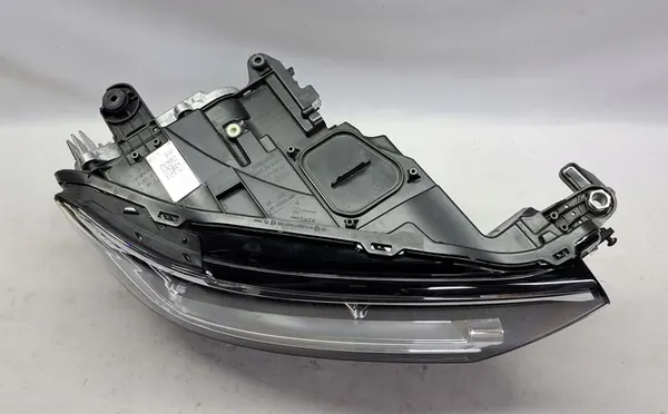 Oikea Etuvalaisin IQ Light VW T-Roc 2GA LIFT image 4