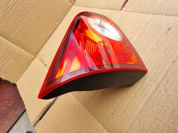 Lámpara Trasera Izquierda 26555JD800 Nissan Qashqai 07-10 image 7