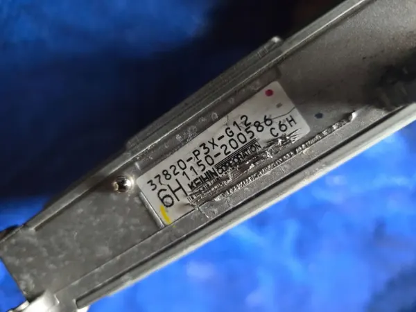 Honda Moottorin ECU 37820-P3X-G12 Civic VI 1.4 image 3