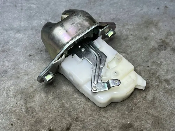 Baklåsaktuator för Forester 63032F0101 image 2