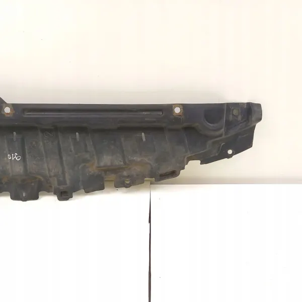 Mazda 3 I etupuskurin kansi OEM BP4K56112 image 3