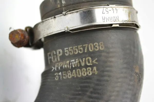 OPEL ASTRA H VECTRA C 1.9 CDTI Ansaugschlauch 55557038 image 2