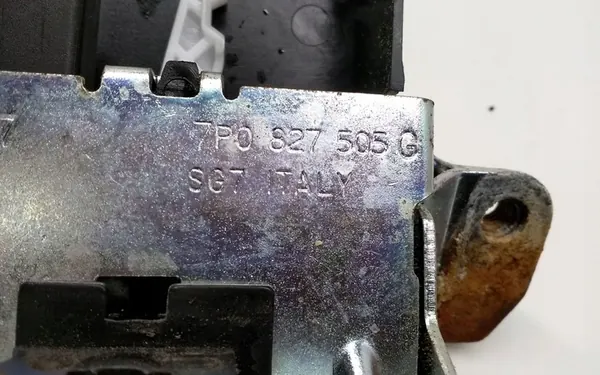 Volkswagen Touareg II 2011 Baklucka Lås image 2