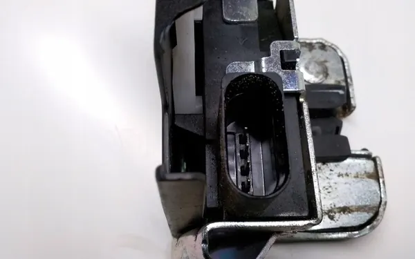 Volkswagen Touareg II 2011 Baklucka Lås image 5