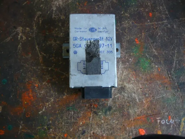 Module Régulateur OEM 1H0907305 pour VW Golf III image 2