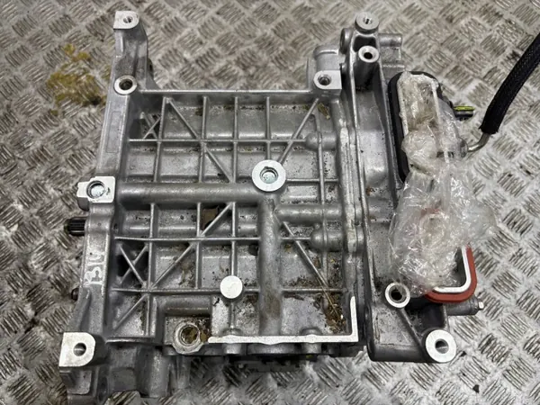 Moteur électrique Renault Megane E-Tech d'occasion C040241 image 8