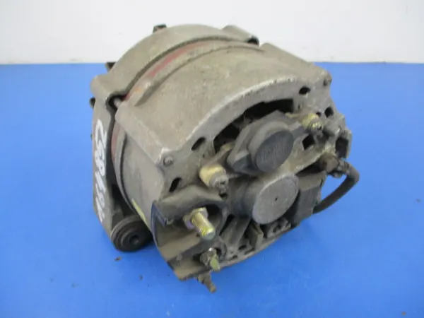 BMW E30 1.8 Vaihtovirtageneraattori 80A image 4