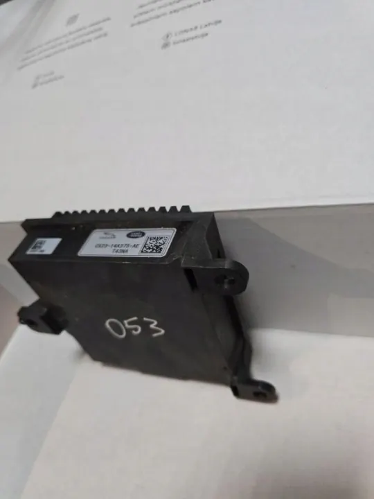 Convertisseur tension Jaguar XF OEM CX2314A375AE image 3