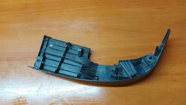 Bakre vänstra stötfångartrim Toyota Hilux VIII 24-Lift image 8