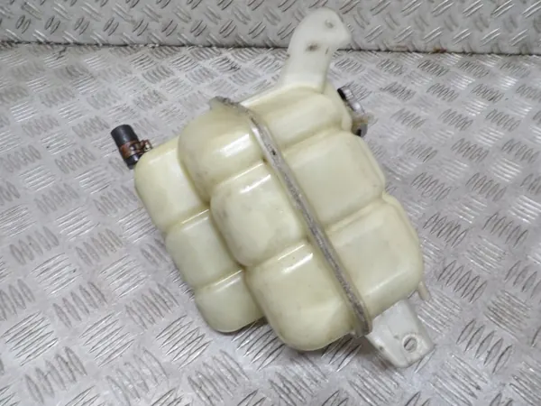 OEM ZBIORNICZEK WYRÓWNAWCZY Nissan Pathfinder R51 image 6
