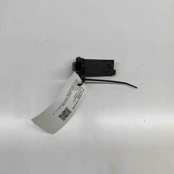 Sensor de flujo de aire Mazda 2, 3, 6, CX-3, CX-30, CX-5 PYFS13215 image 2