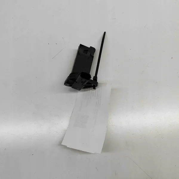 Sensor de flujo de aire Mazda 2, 3, 6, CX-3, CX-30, CX-5 PYFS13215 image 3