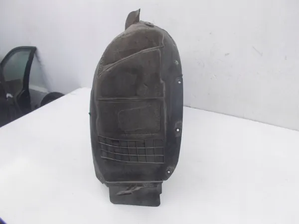 Opel Astra J 2011 Etuvasen Lokasuoja image 3