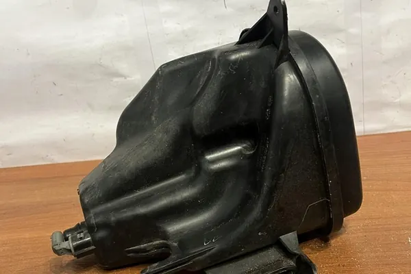 Tanque de expansão de refrigerante BMW X5 (E70) 2008 OEM 7552546 image 3