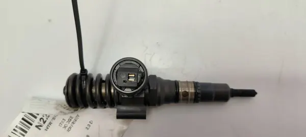 Inyector 10414720404 para Dodge Journey - Usado image 4