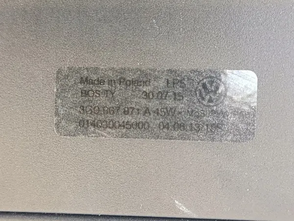 OEM 3G9867871A Rolo de porta-malas VW Passat B8 2014-2023 image 6