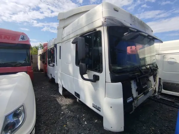 Gebrauchte DAF XF 105 Kabine - OEM XF 105 image 2