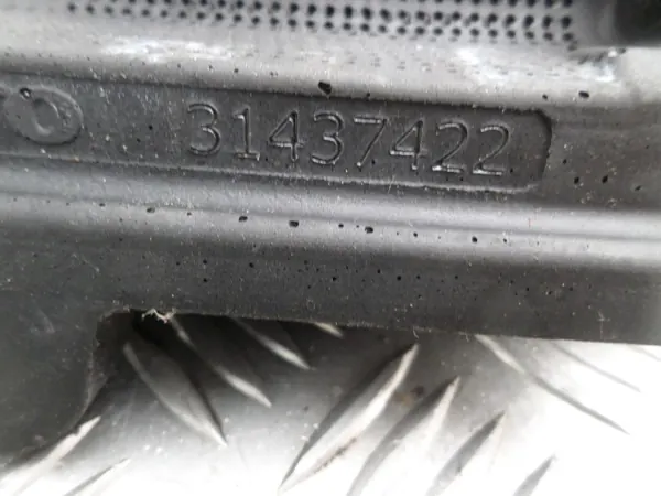 Volvo XC90 II T6 Compressorafdekking OEM 31437422 image 3