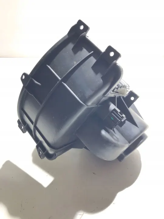 VW Transporter T5 Verwarmingsblazer OEM 54401968 image 7