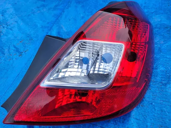 OPEL Corsa D Luz Trasera Derecha 5D EUROPA 93190951 image 2