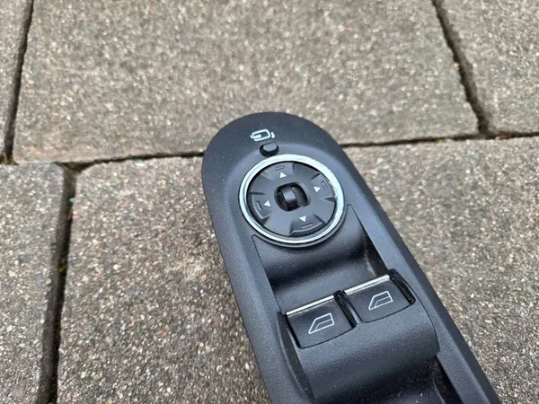 FORD MONDEO MK4 Linker Voorraam Schakelaar 7S7T-14A132-BC image 2