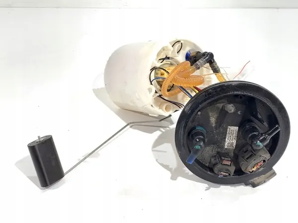 Brandstofpomp Skoda Octavia III 1.6 115PK OEM 5Q0919050AP image 3