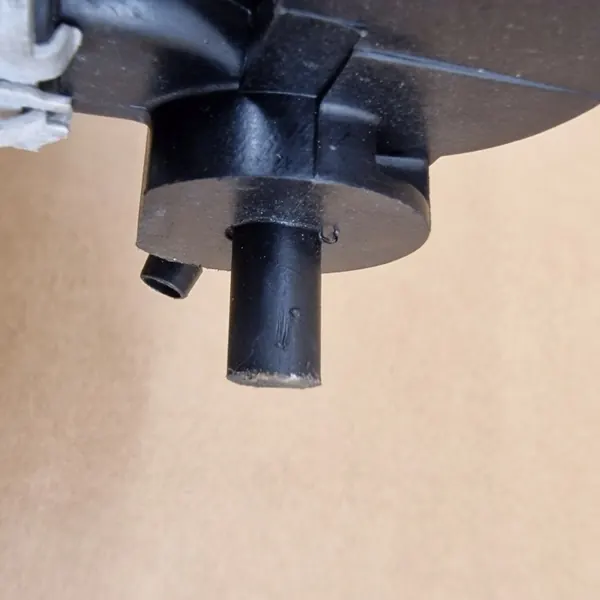 Waterradiator OEM 214107347R voor Renault modellen image 6