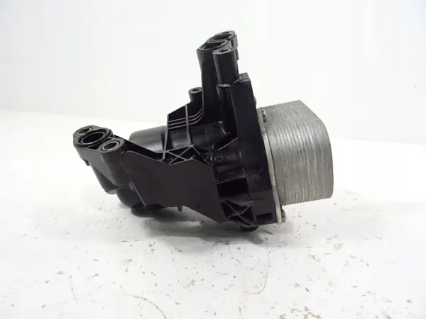 Oliekoeler Filterhuis OEM 03N117021 voor SEAT Ateca image 3
