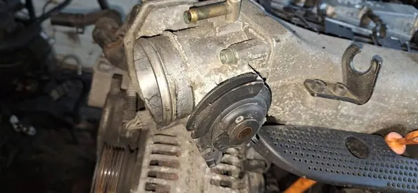 Válvula de aceleração Volkswagen Golf 2000 1.8L 06a133063g image 2