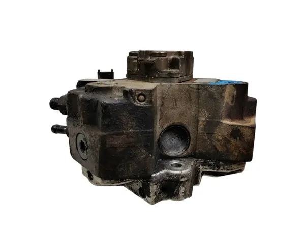 Volvo D5 2.4L Einspritzpumpe OEM 8642778 - Gebraucht image 4