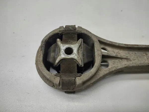 Moottorin tuki VW UP 1S 1.0 MPI OEM image 2