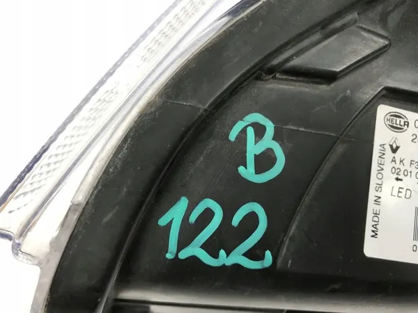 Sumuvalo 260A25277R Oikea Etu Renault Clio 4 RS OEM image 6