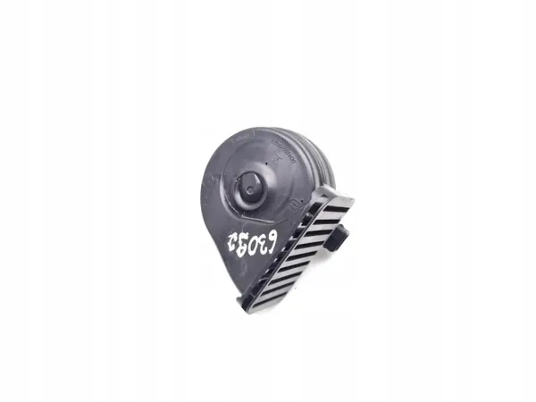 Tuta Polestar 4 OEM P8893668791 - Begagnad image 10