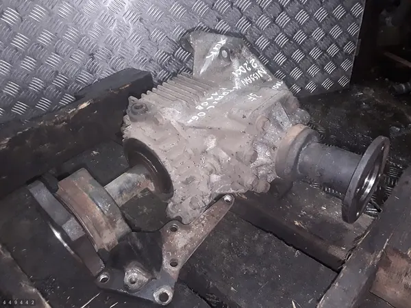 Boîte de transfert Nissan X-Trail 2005 2200dci Xuk image 2