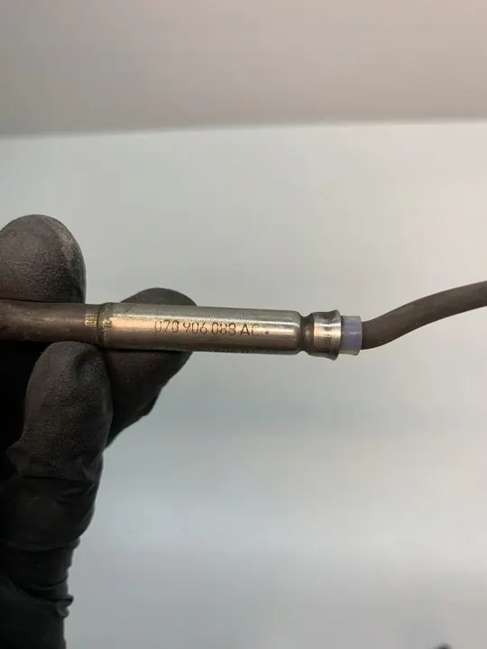 Sensor de temperatura de escape VW PASSAT B6 070906088AC image 4