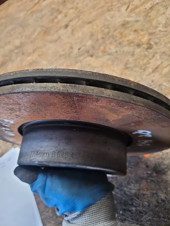 Disco de freio dianteiro direito BMW F31 2.0D OEM 8848417 image 6