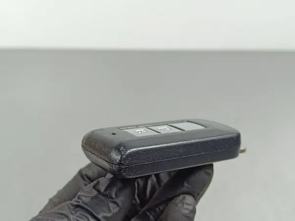 Clé ou carte Mitsubishi Eclipse Cross 2018 FOB54102 image 4